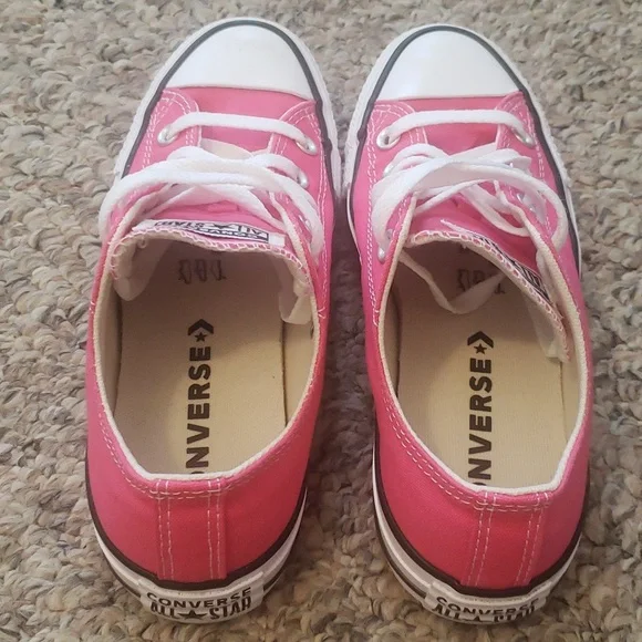CONVERSE Chuck Taylor All Star, Bight Pink Sneaker. Men's Size 4, Women's Size 6 - Picture 2 of 13